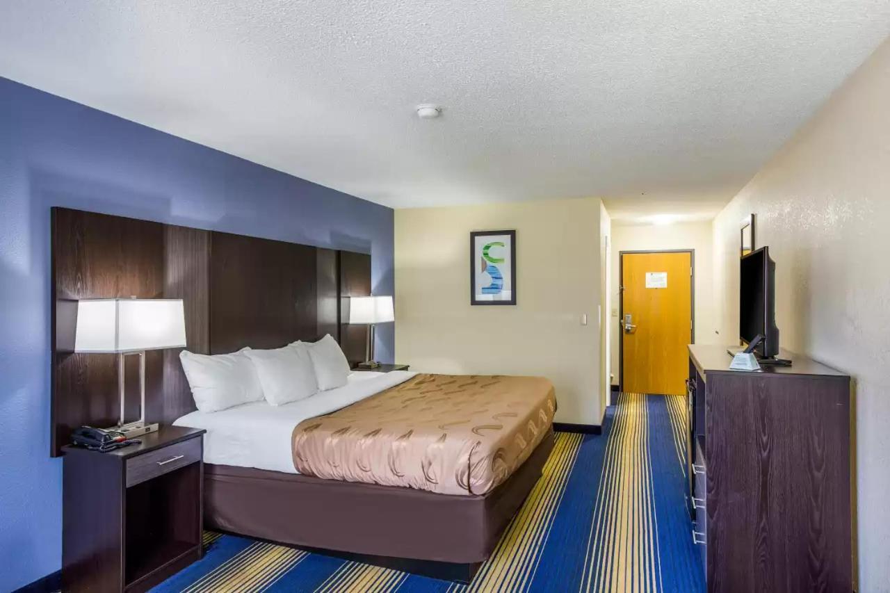 Quality Inn チャールストン エクステリア 写真